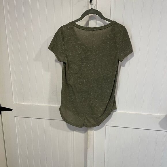 CHLOE K short sleeved shirt size XS - Picture 3 of 3